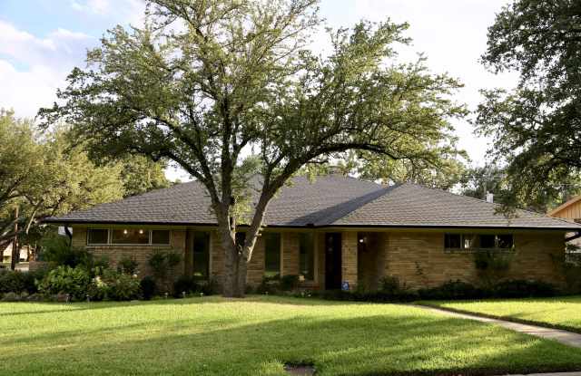 7282 Madeira Dr - 7282 Madeira Drive, Fort Worth, TX 76112