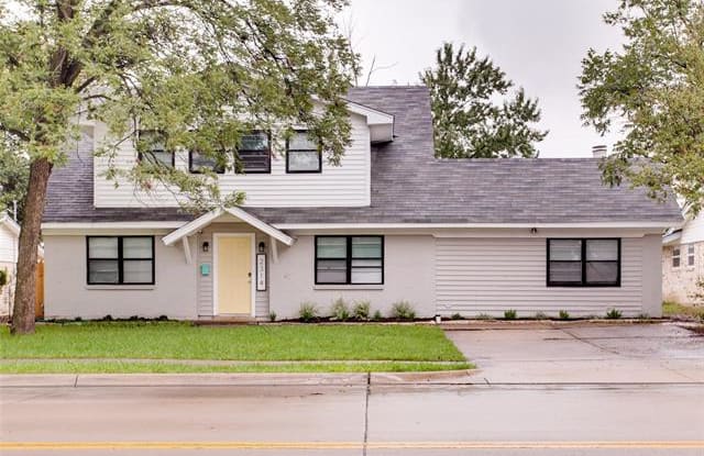 2314 E Mitchell Street - 2314 East Mitchell Street, Arlington, TX 76010