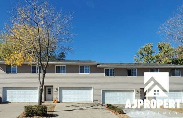 4907 S. Tennis Ln. photos photos