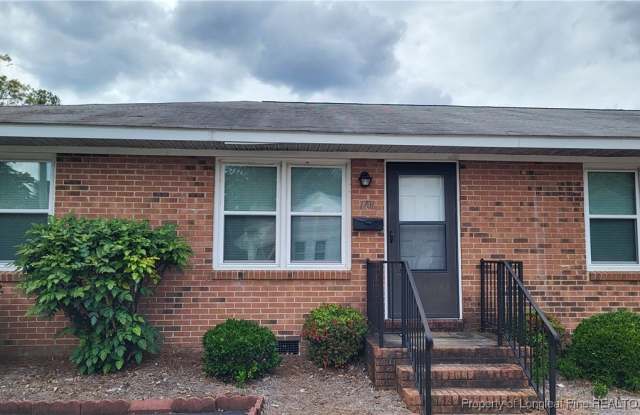 1701 N Rowland Avenue - 1701 North Rowland Avenue, Lumberton, NC 28358