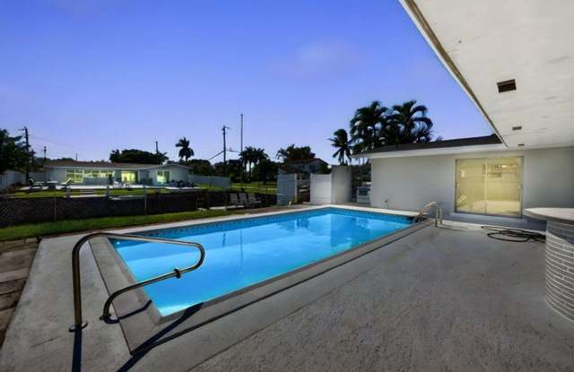 1940 NW 32 Nd Street, Oakland Park, FL 33309 photos photos