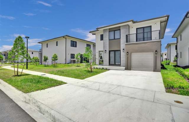 1136 NW 1 STREET - 1136 Northwest 1st Street, Florida City, FL 33034