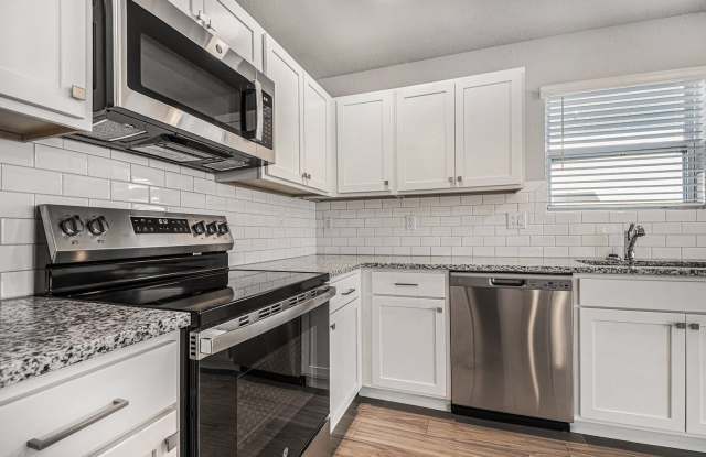 Move in by September 30th and receive FREE rent for both September and October. Take advantage of this limited-time offer and enjoy significant savings at move-in with a reduced security deposit of just $1,000! Gallery 4