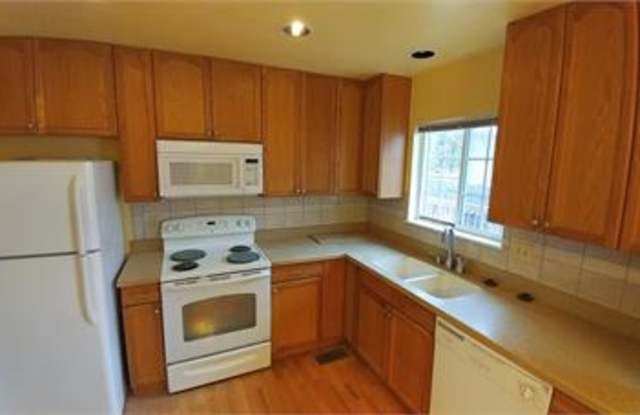 16788 East Mansfield Circle Gallery 2