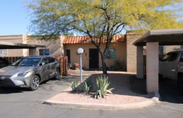 Highly Desirable East Side Townhome – 2 Bed, 2 Bath – Move-In Ready! photos photos