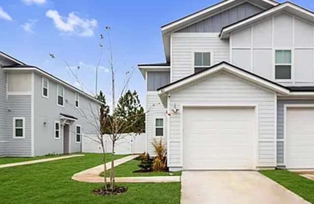 Park Ridge 3/2.5/1 Townhome - 81 Ridge Lake Road, St. Johns County, FL 32086