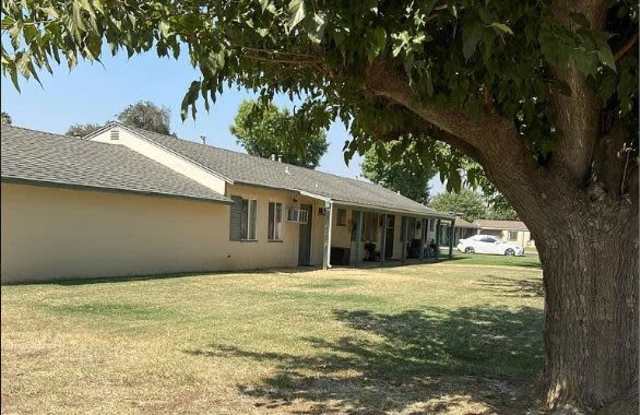960 Barney St - 960 Barney Street, Merced, CA 95340 960 Barney St - 960 Barney Street, Merced, CA 95340