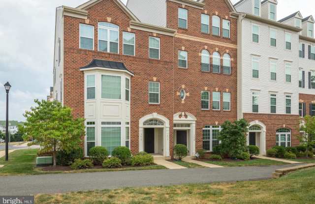 7410 BRUNSON CIRCLE Gallery 2