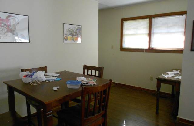 3 bedroom house off S. Milledge! Gallery 4