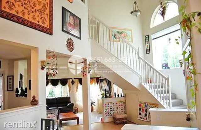 4631 168th Court NorthEast Gallery 2