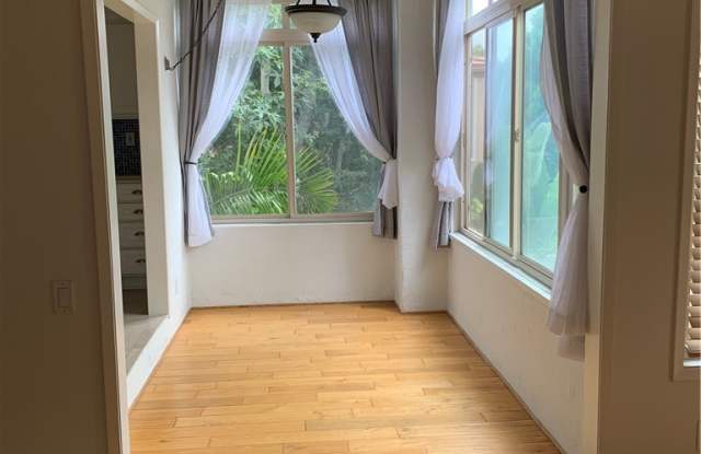 16907 Bluewater Lane Gallery 3