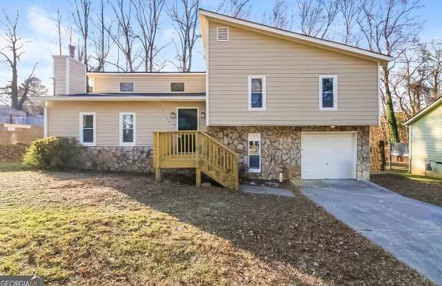 2875 Kathryn Circle SW - 2875 Kathryn Circle Southwest, Atlanta, GA 30331 2875 Kathryn Circle SW - 2875 Kathryn Circle Southwest, Atlanta, GA 30331