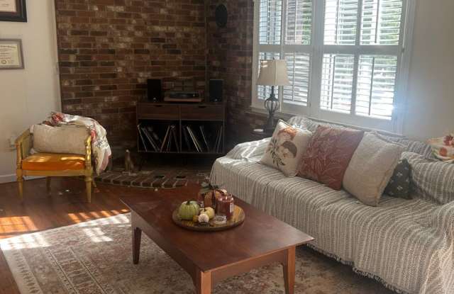Greenville, 2BD/2, 1525SF Gallery 3