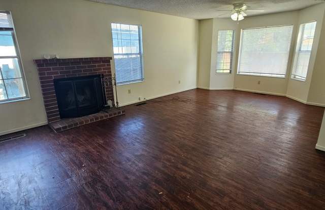 Updated 3-Bedroom Sparks Home | 1,500+ Sq Ft | 2.5 Baths | Fireplace | Fenced Yard | $2,400 Gallery 3