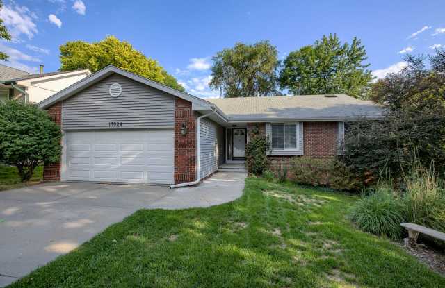 Must See In Rose Garden Estates!! photos photos