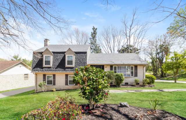 1600 Sir Galahad Road - 1600 Sir Galahad Road, Greensboro, NC 27405