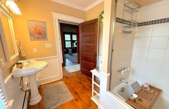 7272 Ontario Center Rd - 7272 Ontario Center Road, Wayne County, NY 14519