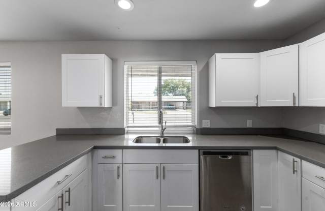 19818 N 5th Drive Gallery 4