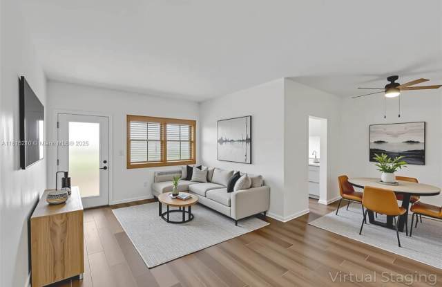 1334 Euclid Ave photos photos