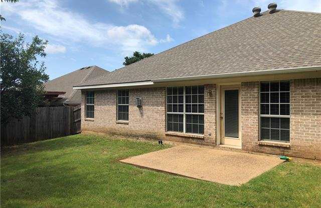 608 Everglade Drive Gallery 2