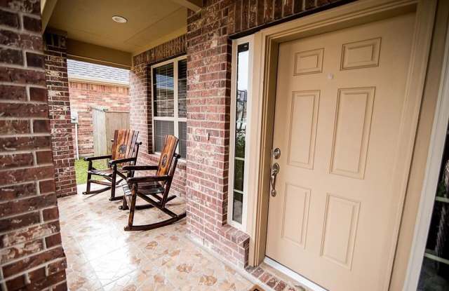 27615 Briscoe Park Court Gallery 2