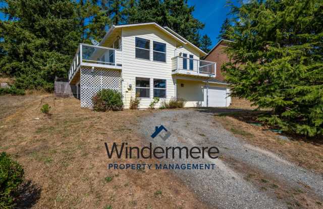 3 Bedroom 2 Bath + Bonus Room Home with Stunning Water Views in Admirals Cove photos photos