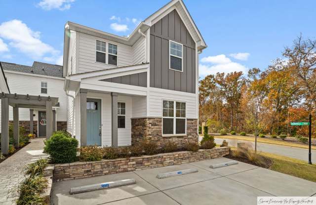 RESORT LIVING IN DESIRABLE SALUDA RIVER CLUB photos photos
