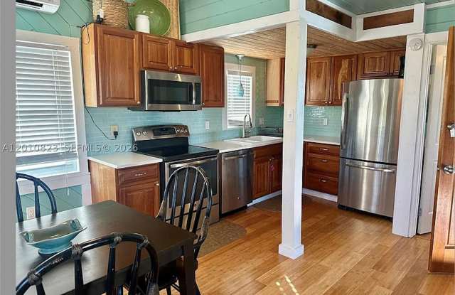 813 Hawksbill Ln Gallery 3