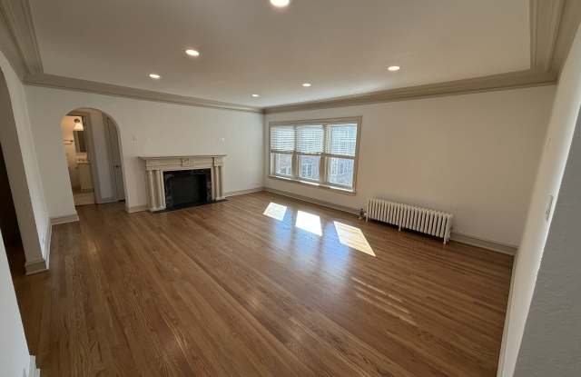 531 Hinman Ave photos photos