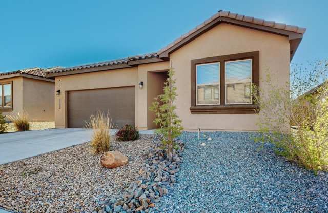 4 Bedroom Single Family Home in Albuquerque photos photos