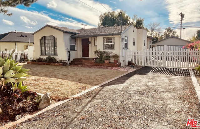 10057 Stonehurst Ave - 10057 Stonehurst Avenue, Los Angeles, CA 91352