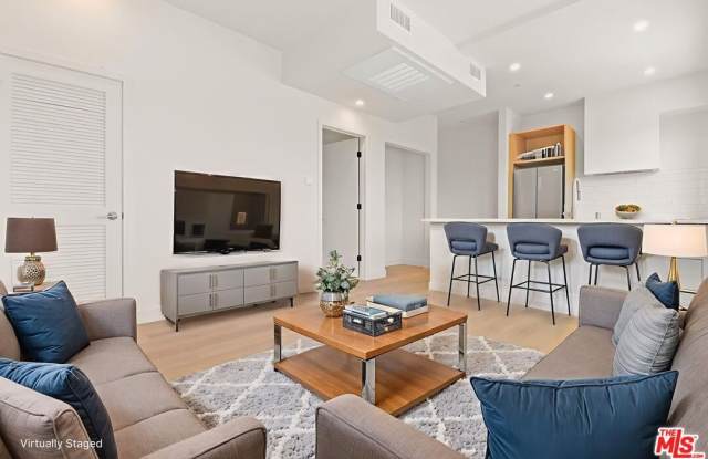 2671 Benedict St unit: 1/4 - 2671 Benedict Street, Los Angeles, CA 90039