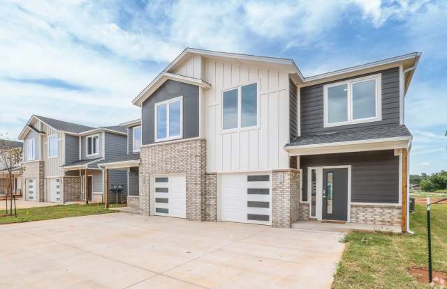 New Construction Duplex Townhouses in Edmond Gallery 4