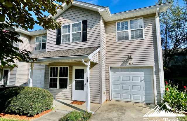 3 BED/2.5 BATH TOWNHOME IN FLETCHER Gallery 1
