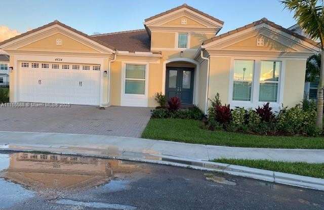 4624 Citrus Blossom Ct - 4624 Citrus Blossom Court, The Acreage, FL 33470