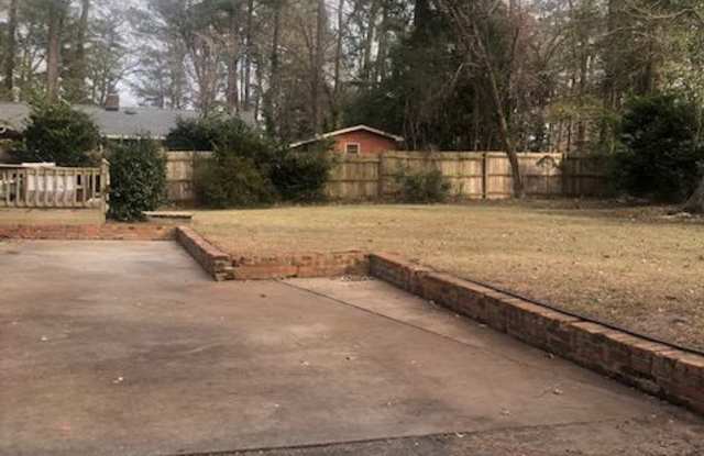 2207 Stallings Drive Gallery 2