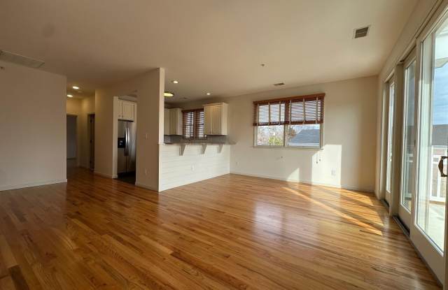 865 Arnold Avenue photos photos
