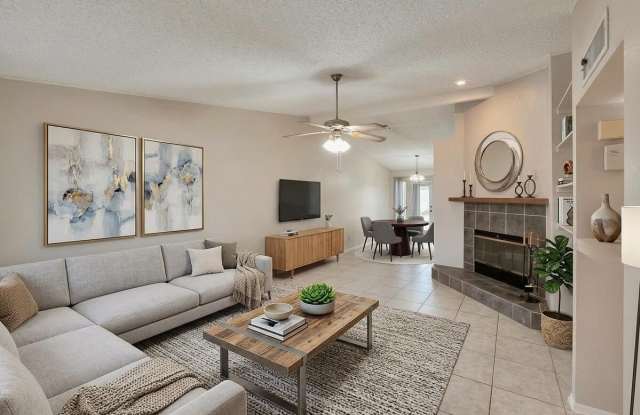 14607 N 40th Place Gallery 1