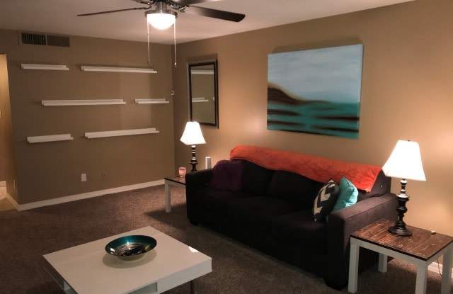 1257 East Maryland Avenue Gallery 2