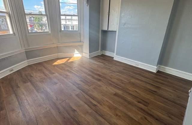 Your Next Home Awaits! Charming Apartment at 4265 N 6th St #2 Gallery 3