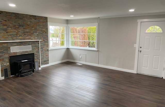 Just Renovated 3 Bedroom in Mount Vernon Gallery 4
