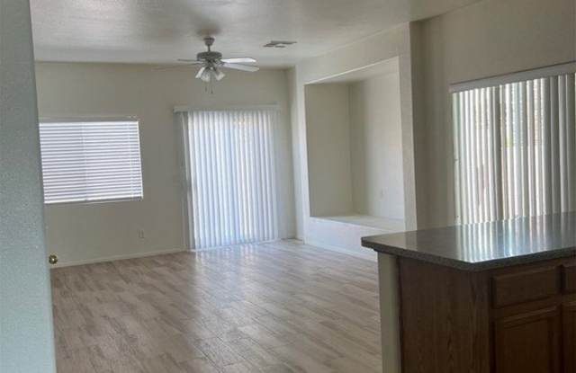 6273 HIGHLAND GARDENS Drive Gallery 4