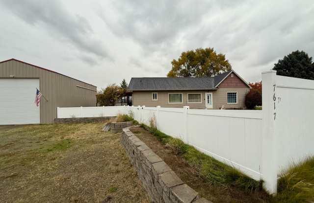 Updated 3 Bed 2 Bath Spokane Valley Home + HUGE 30 x 40 Heated Shop w/ Bench  Loft! - 7617 East Rutter Avenue, Spokane Valley, WA 99212