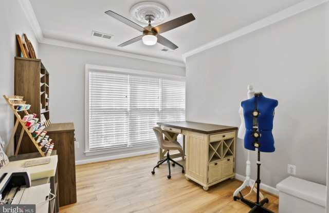 24906 EARLSFORD DRIVE photos photos