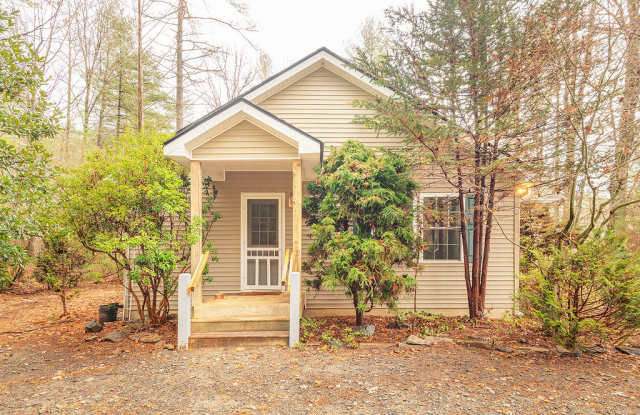 172 Moffitt Rd photos photos