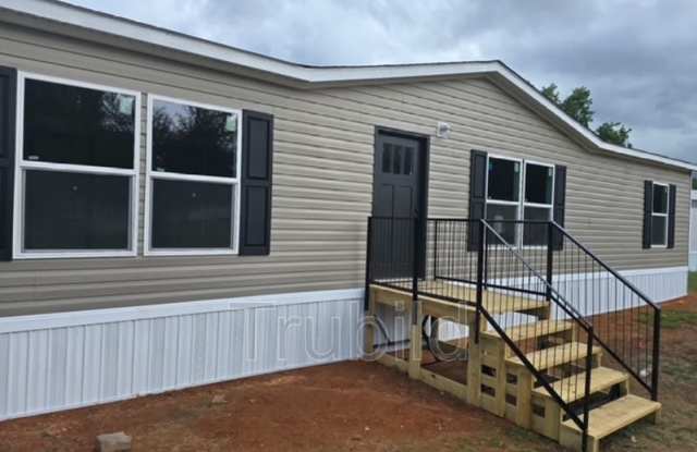 149 LANCELOT - 149 Lancelot Circle, Prattville, AL 36067