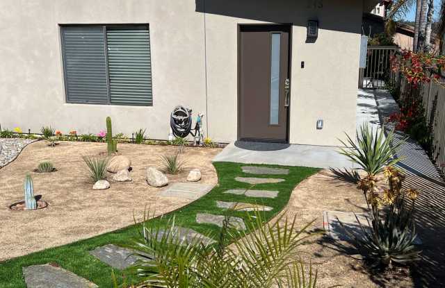 Studio ADU Available for Immediately Move In! Gallery 1