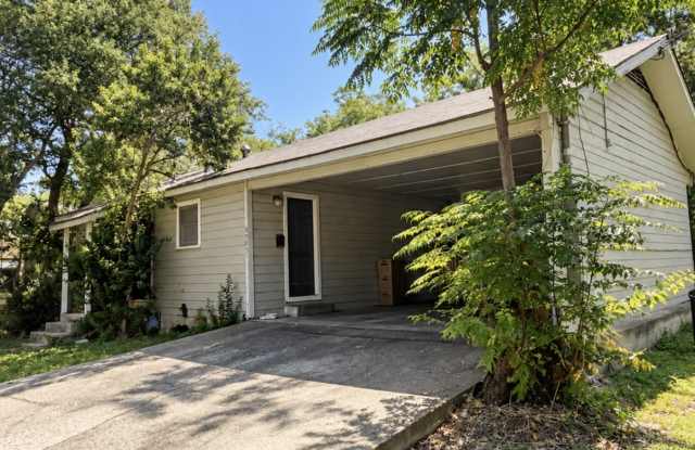 5503 Joe Sayers Avenue - A Gallery 2