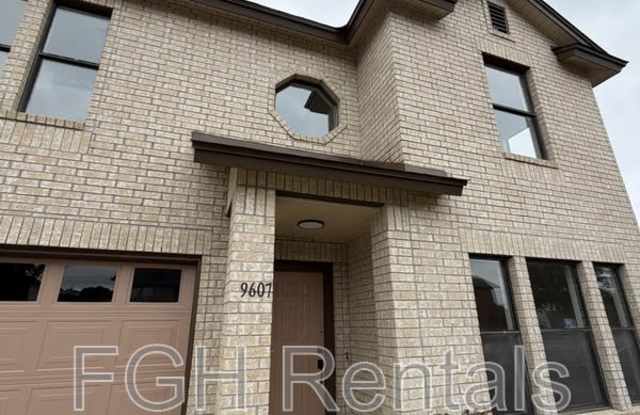 9607 Criswell Creek photos photos