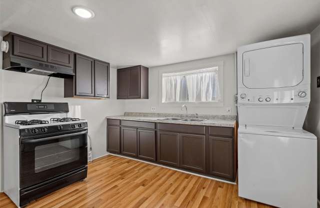 1310 N Rusk Gallery 2